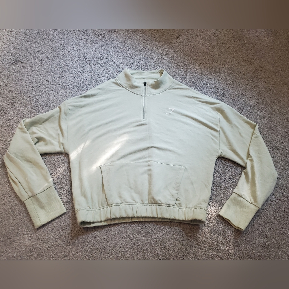 Gymshark Pippa Pullover Light Green size Medium